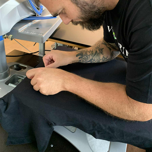 Paraplyer med logo fra garage